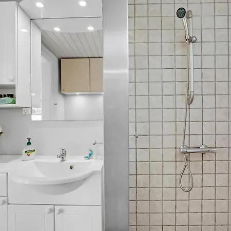 Gorgeous In With Kitchen